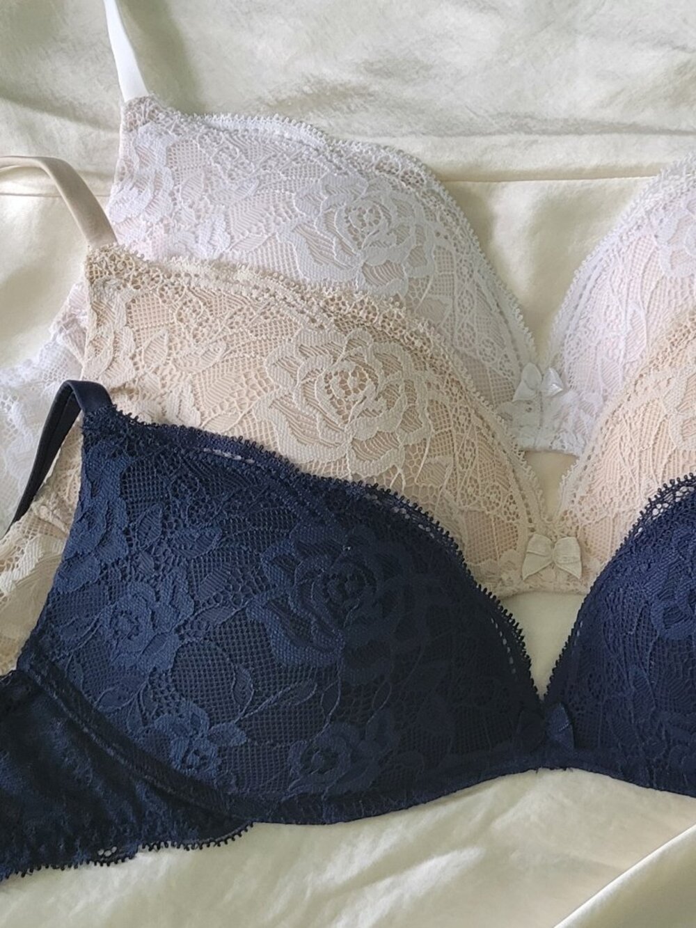Intimissimi Wireless Gioia Lace Super Push-Up Bra *3 BRAS* 32C